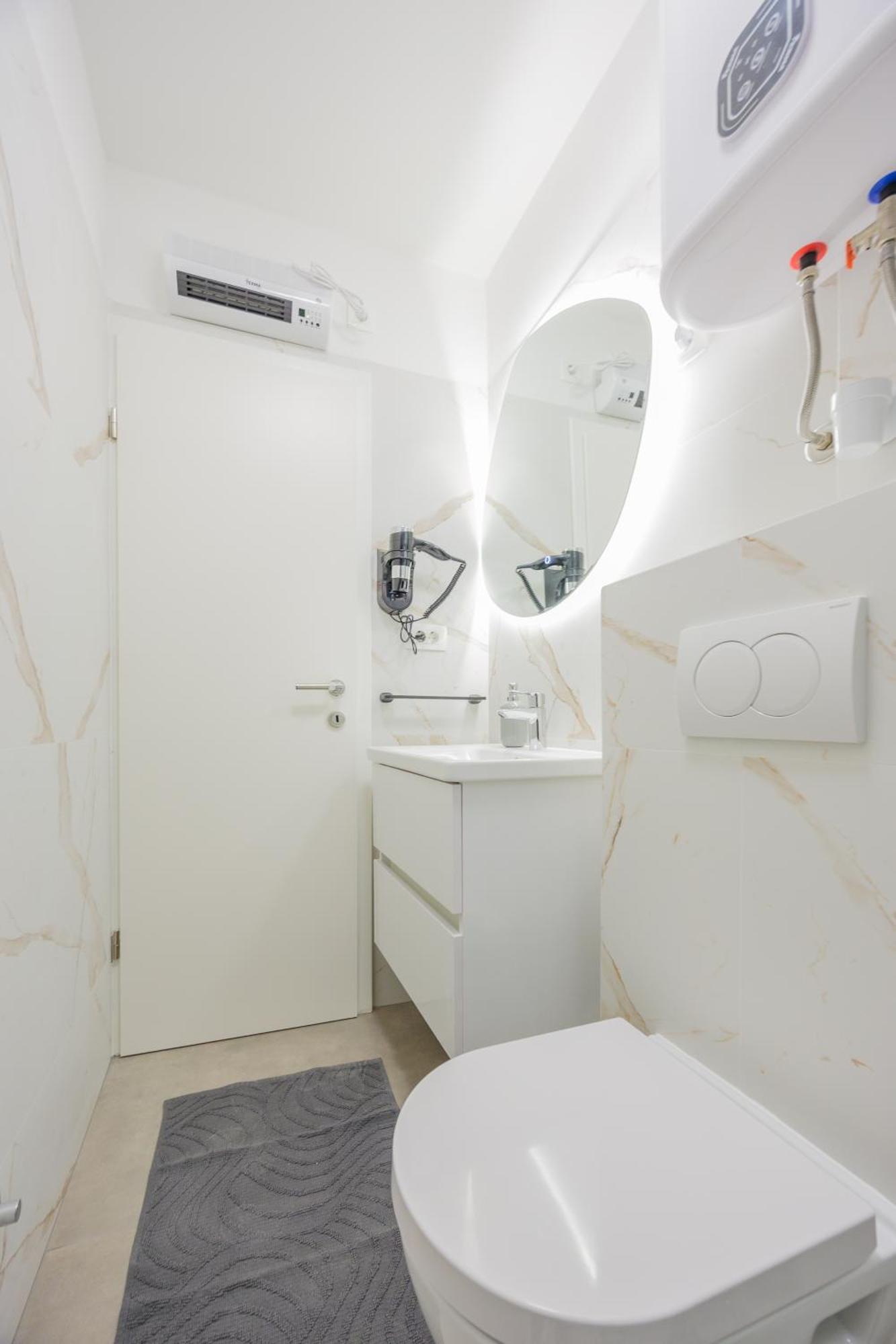 Guest House Arsenal Accommodation Zadar Ngoại thất bức ảnh